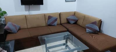 Habbit 7 seater sofa set & Table