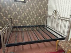 iron Bed