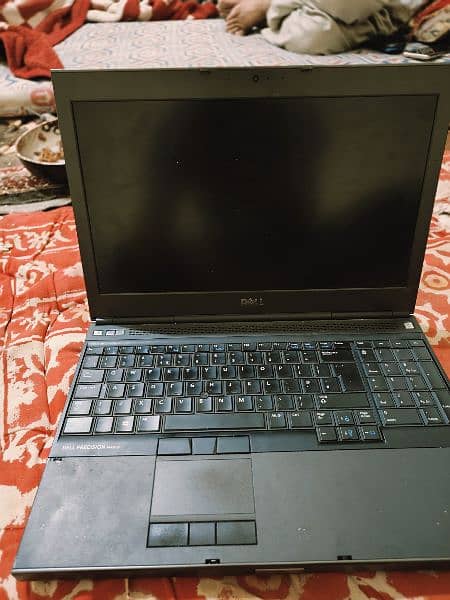 Dell persion M4800 laptop workstation 0