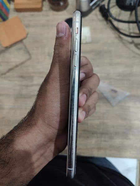 iPhone XS Max PTA approved 4
