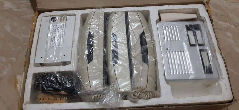 Intercom Set 3, for Sale
Company: Genex (Family kit 3), 03302452022 1