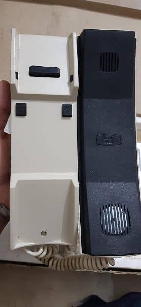 Intercom Set 3, for Sale
Company: Genex (Family kit 3), 03302452022 2