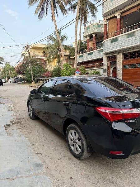 Toyota Corolla Altis Automatic 2015 3