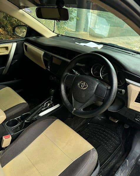 Toyota Corolla Altis Automatic 2015 8