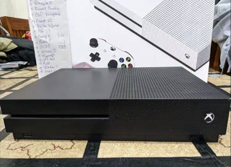 Xbox One s 1TB 2