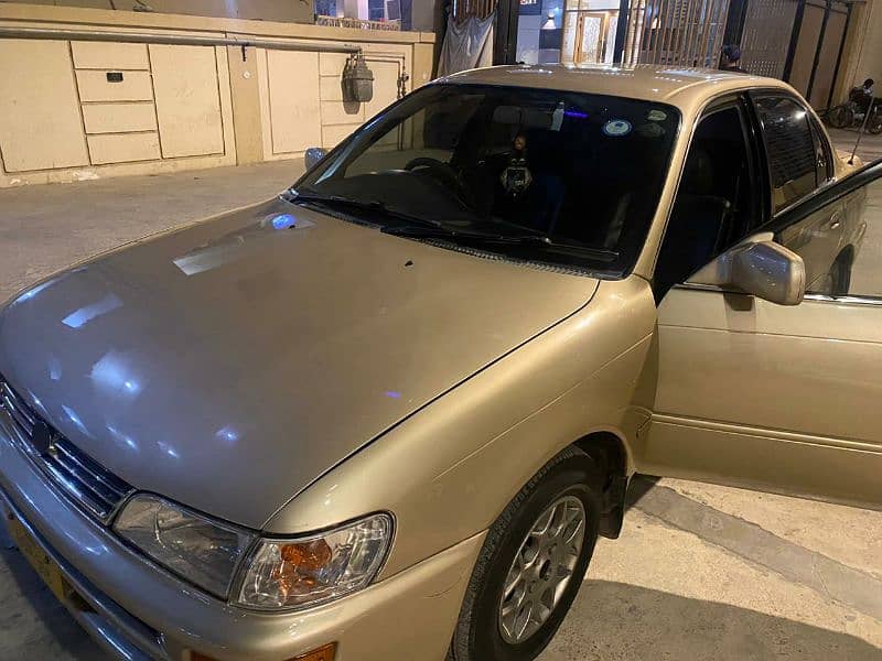 Toyota Corolla indus GLI 1.6 2000 model 0