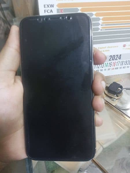 one plus 8 non pta  10/9 condition all ok 2