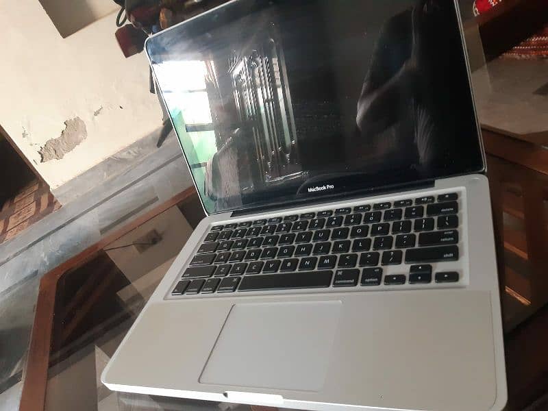 Macbook Pro 2011 4gb 0