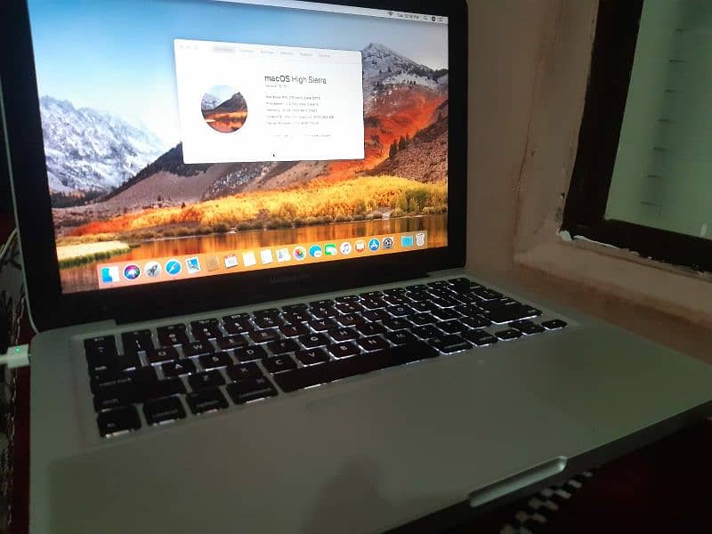 Macbook Pro 2011 4gb 1