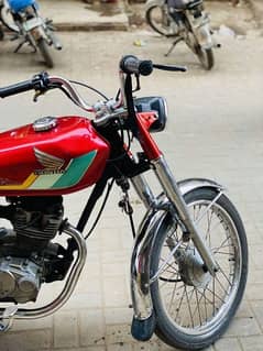 Honda 125 CG 1997 model Karachi number WhatsApp ,03/25/1512170