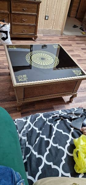 Only center table (urfent sale) 5