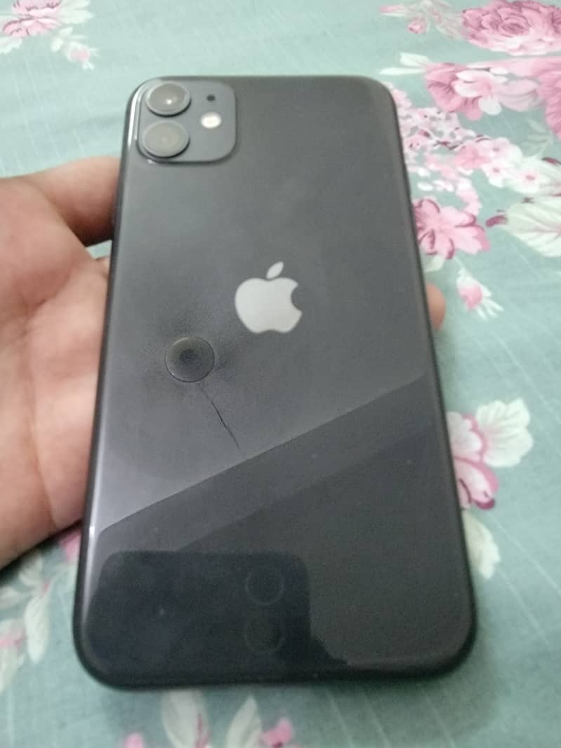 Iphone 11 128GB PTA Approved 1