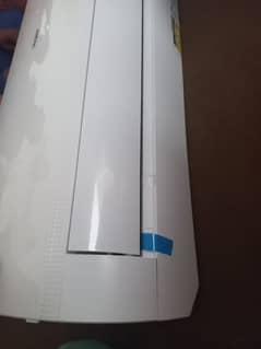 Haier Ac DC inverter 1, 5 urgent for sale