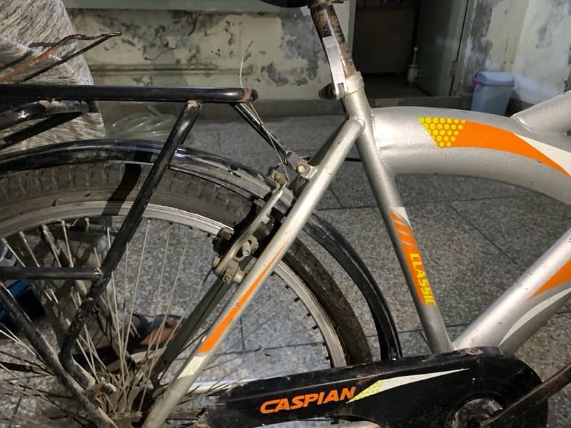 bicycle just like new "caspain" 4