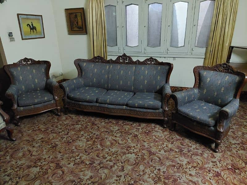 5 Seater/Sofa Set/Chinyoti made/kali tali/Solid wood/High quality 0