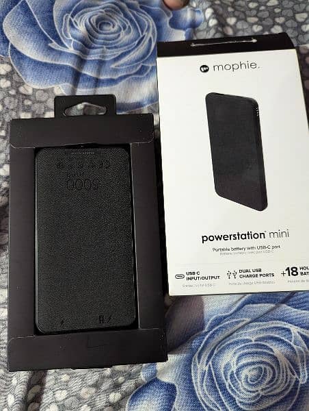 Mophie Power station mini 5000mAh imported from UK 1