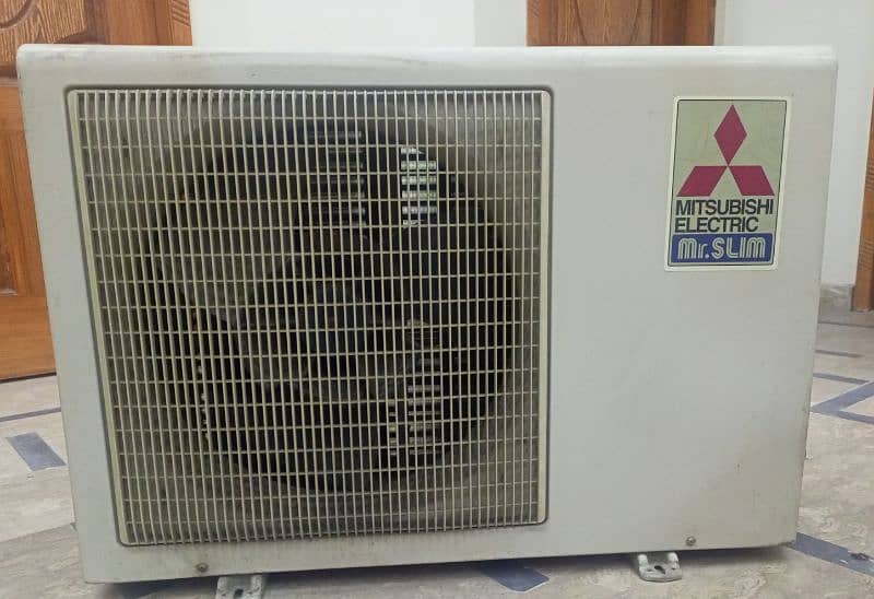Mitsubishi mr slim ac for sale in fully working condition 1