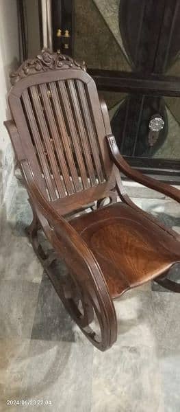 Wooden Recliner Chair Classic Design 1