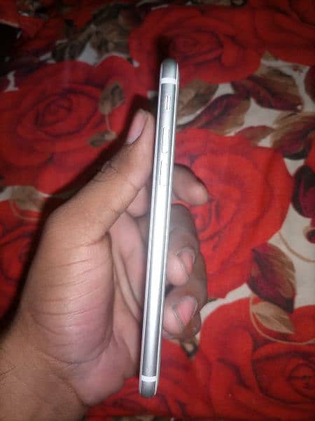 iphone 8 64 gb (jv) All orignal just bettry change 1