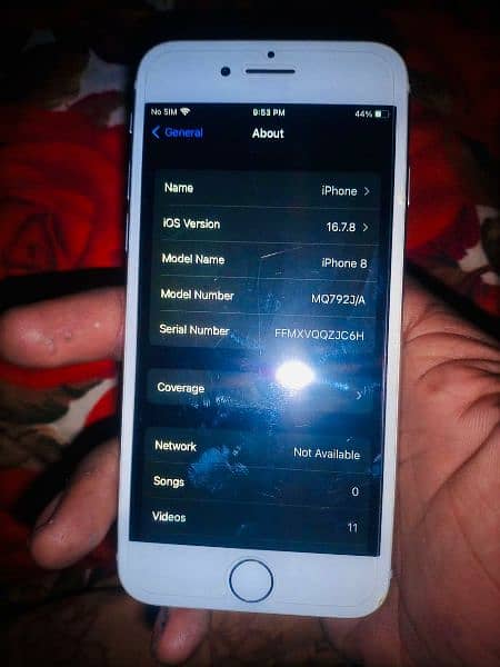 iphone 8 64 gb (jv) All orignal just bettry change 7