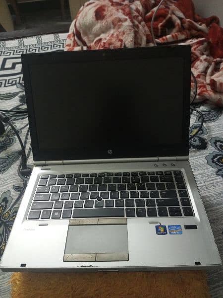 Hp Elitebook 8470 for sale 4