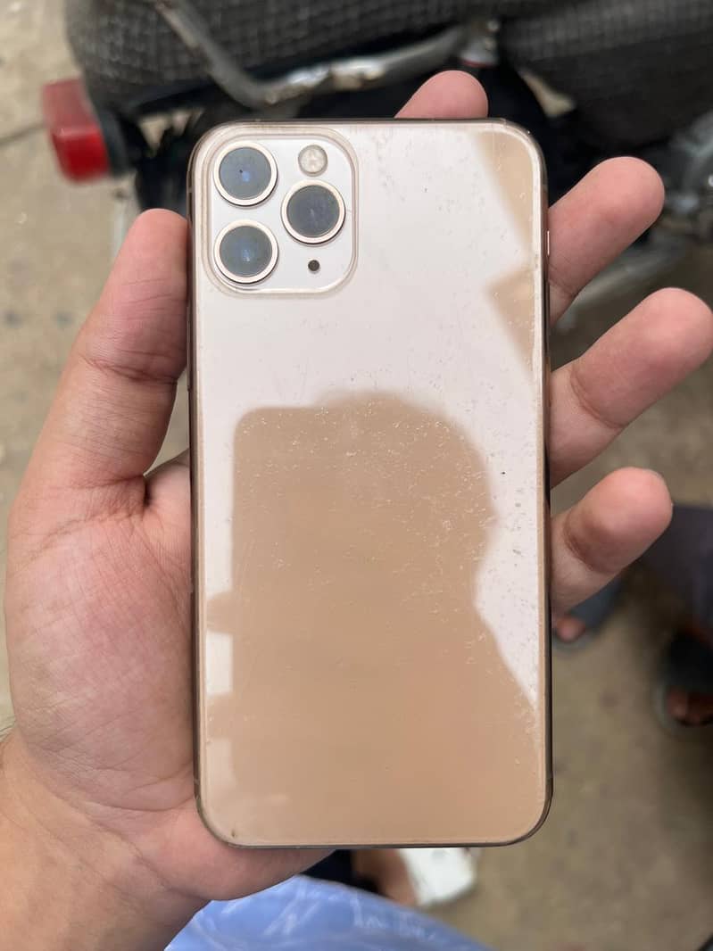 iphone 11 pro 3