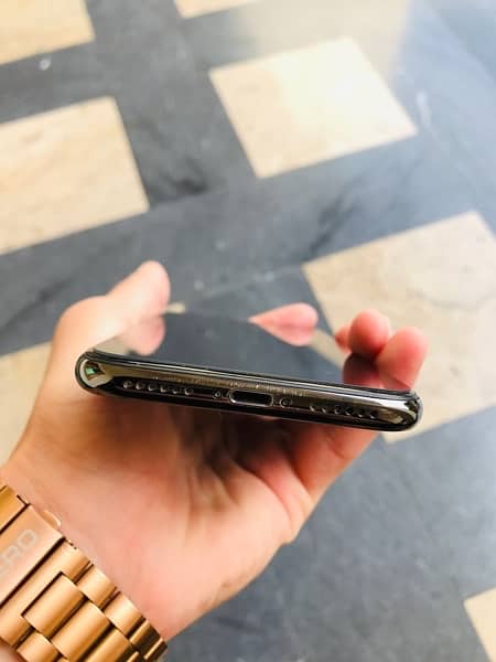 iphone x 256 gb pta approved 5