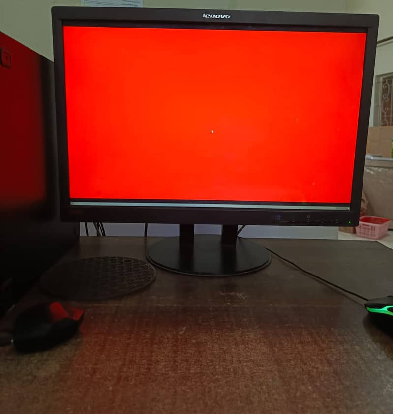 Lenovo ThinkVision 22" LCD 2