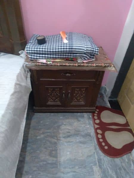 bed without mattress, side table,dressing table 3