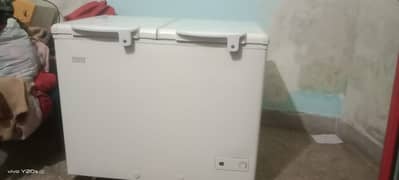 Haier Double Door Deep Freezer HDF-325i White