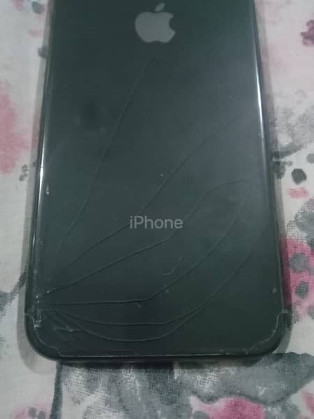 iPhone 8 bypass 64 gb (full urgent sale) 1