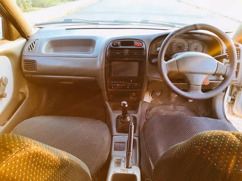 Suzuki Baleno 1999 12