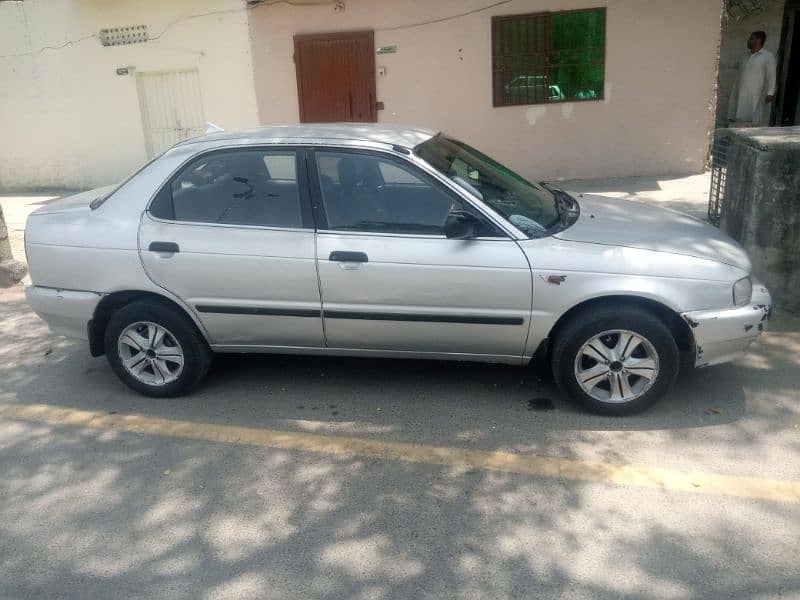 Suzuki Baleno 2001 5