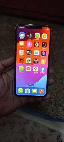 iPhone Xs Max 64gb PTA Approved Dual SIM Factory Unlock 3