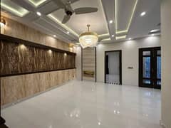 10 Marla Brand New Luxury House For Rent In Bahria Town Lahore 0