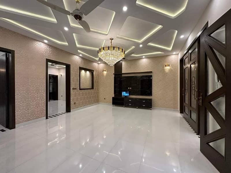 10 Marla Brand New Luxury House For Rent In Bahria Town Lahore 4