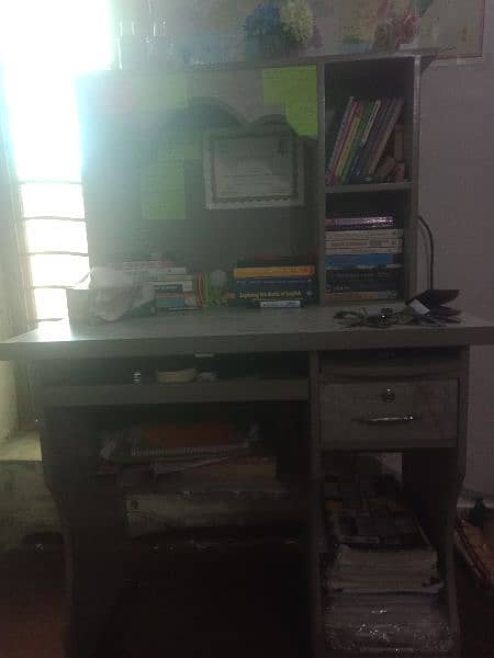 study table nd chair 5