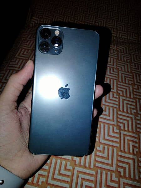 iphone 11 pro max 5