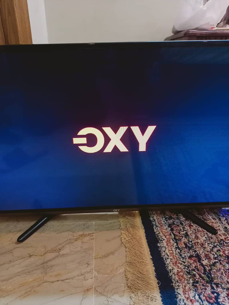 Oxy Led 43 Inch  Tv with box 1