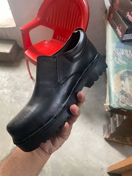 safety shoes 4