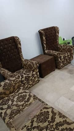 Deewan plus 2 single sofa with table