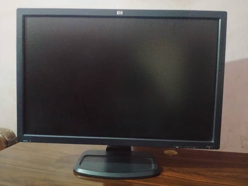 Second-Hand LCD Monitor for Sale 0