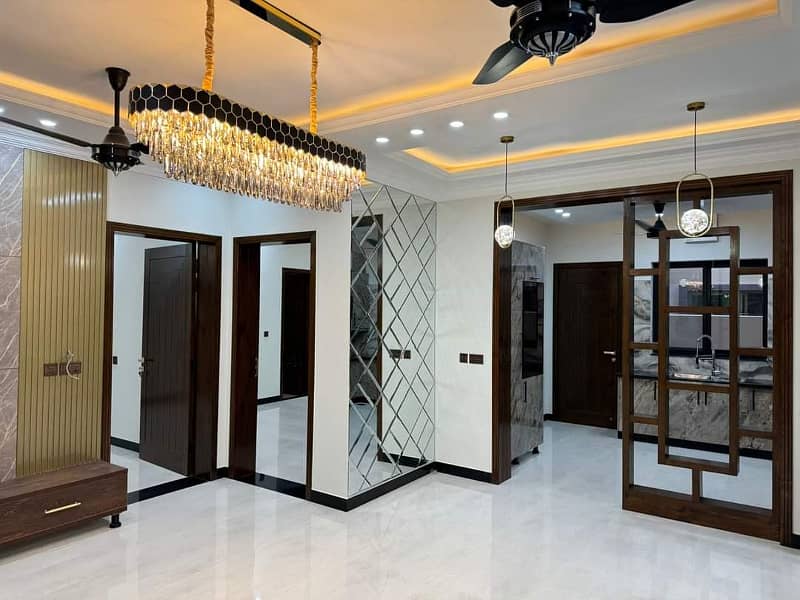 Luxurious Designer 10 Marla brand new House For Sale in Bahria Town Lahore 8