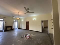 2 Kanal Property Available For Rent In Garden Town 0