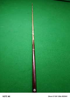 MKR perfect cue with box and extension