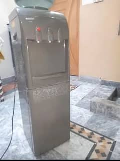 Orient Water Dispenser in good condition