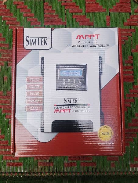 Simtek MPPT 70Amp Solar Charge controller 2