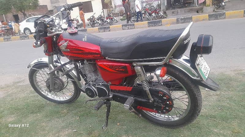 Honda125 punjab nmbr no complet paper xchang cd70 pridor yamaha suzuki 2