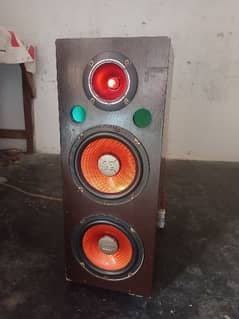 speakers