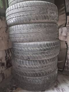 195 / 65 / R15 4 tyre